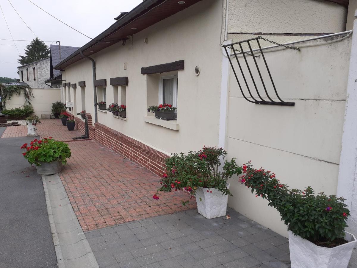 Relais Des Tourterelles Bed and Breakfast La Neuville-aux-Joutes Buitenkant foto