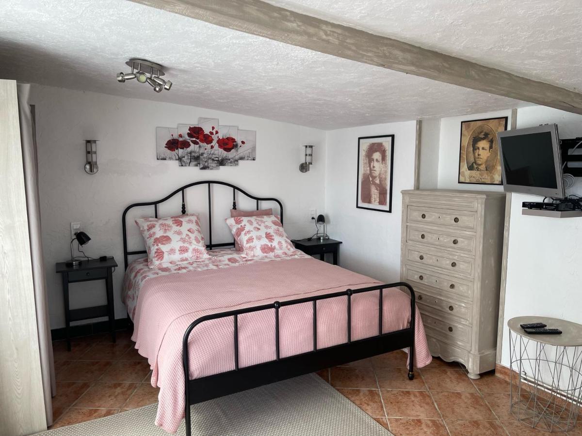 Relais Des Tourterelles Bed and Breakfast La Neuville-aux-Joutes Buitenkant foto
